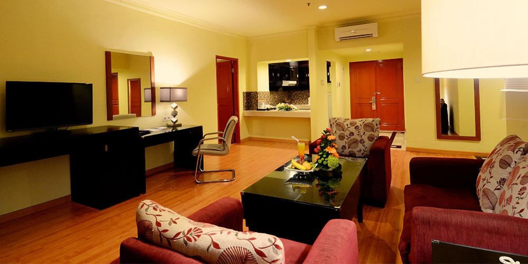 ซารี เอเตอร์ คัมโบติ โฮเทล บันดุง Hotel ภายนอก รูปภาพ
