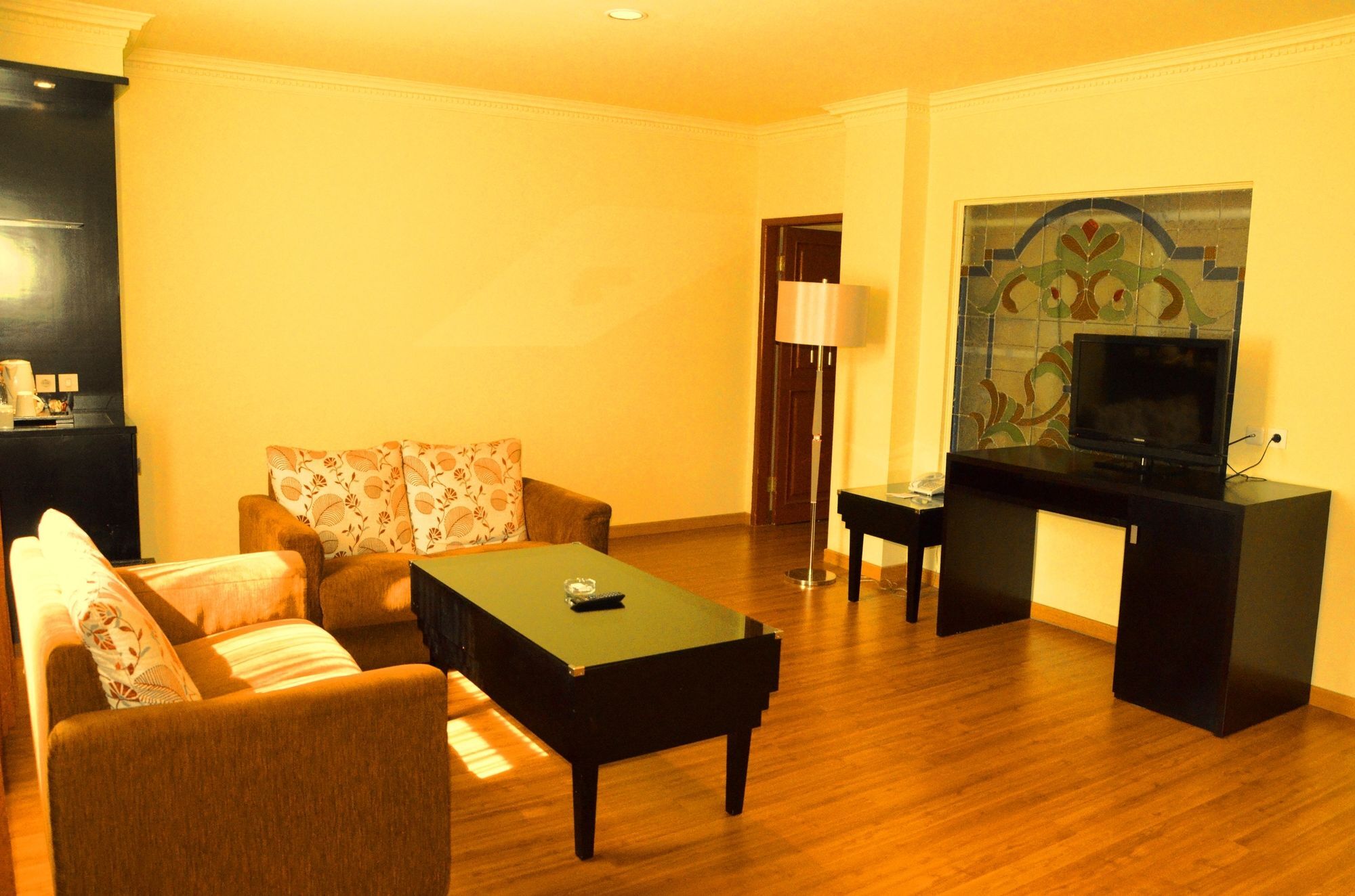 ซารี เอเตอร์ คัมโบติ โฮเทล บันดุง Hotel ภายนอก รูปภาพ