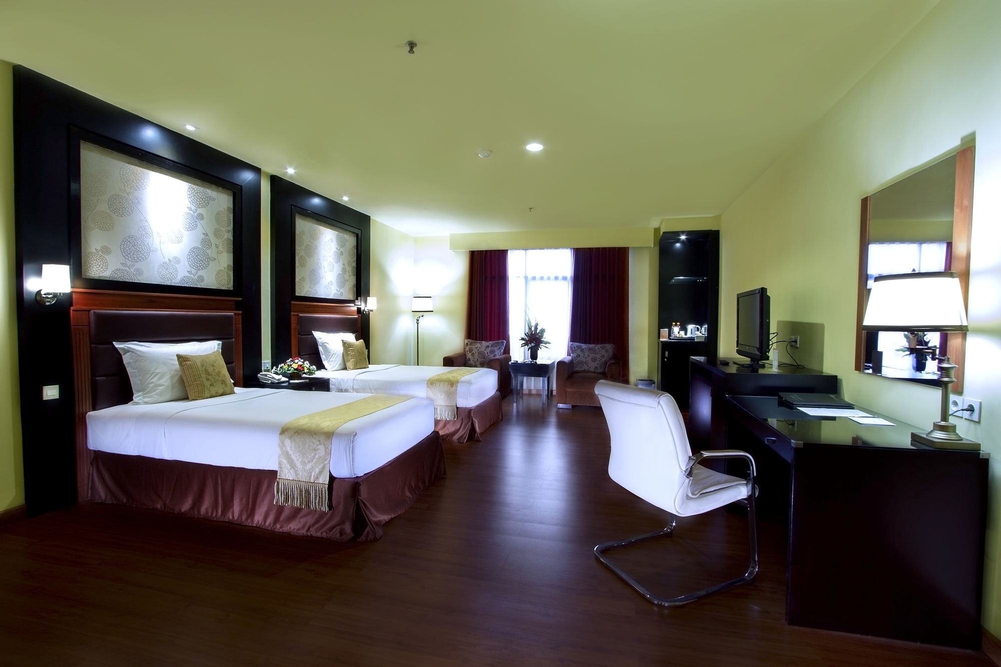 ซารี เอเตอร์ คัมโบติ โฮเทล บันดุง Hotel ภายนอก รูปภาพ
